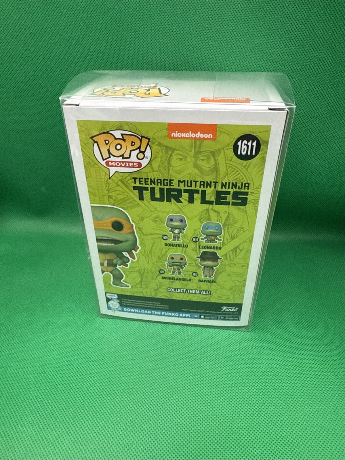 Funko Pop! Teenage Mutant Ninja Turtles Michelangelo 1611 w/Protector - toyscardscomics