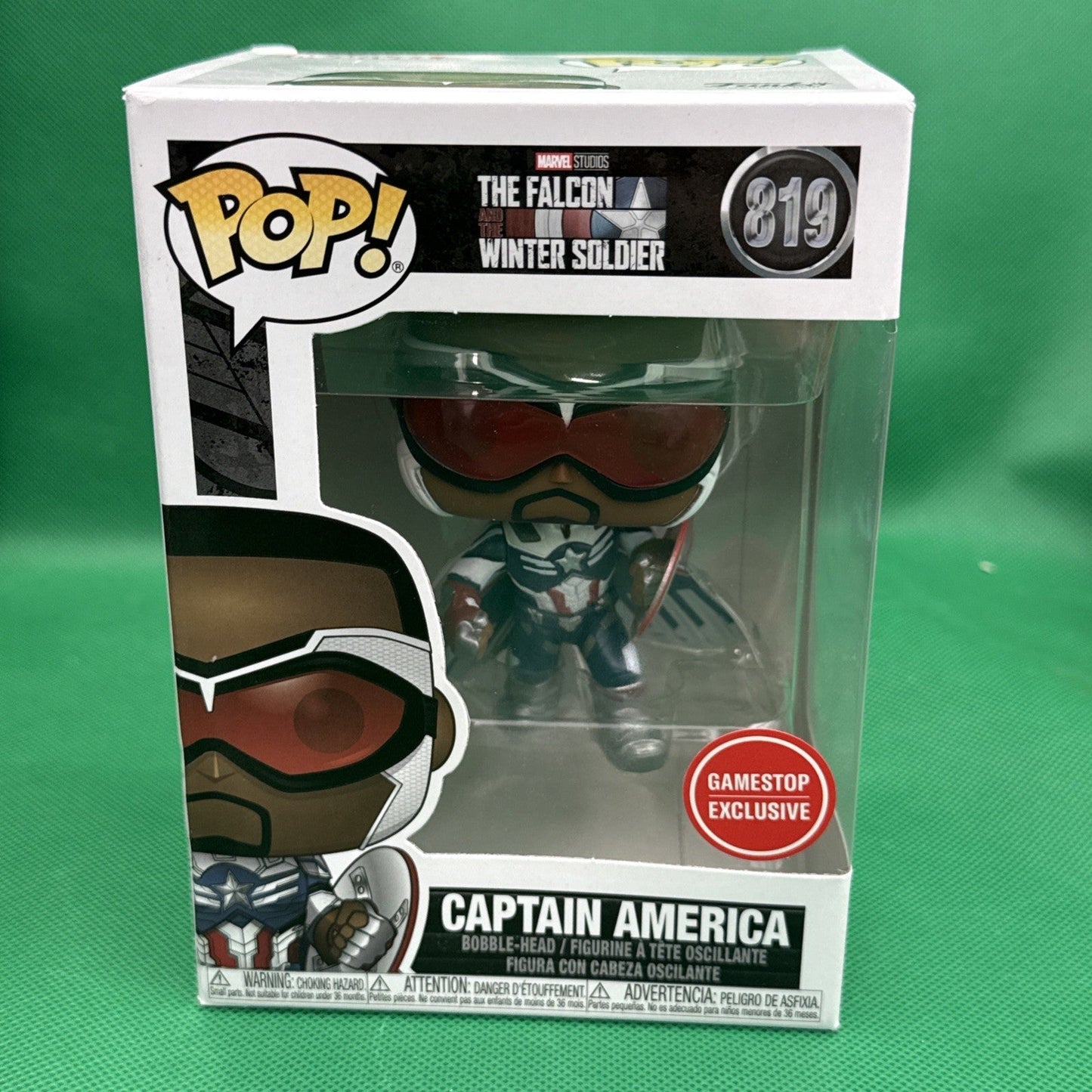 Funko Pop: The Falcon and Winter Soldier - Captain America 819 (GameStop) E - toyscardscomics