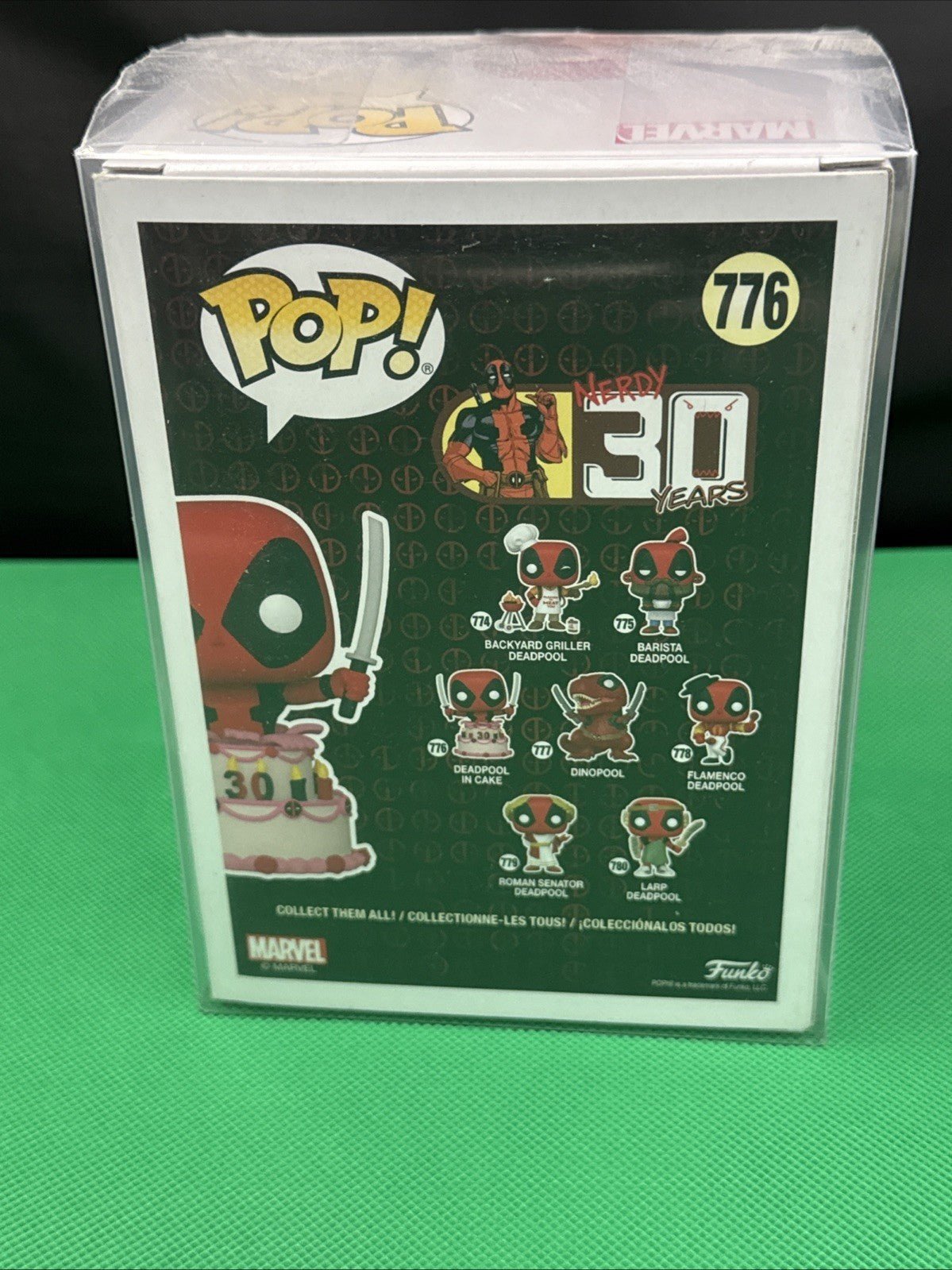 Funko Pop! Vinyl: Marvel - Deadpool in Cake 776 - toyscardscomics