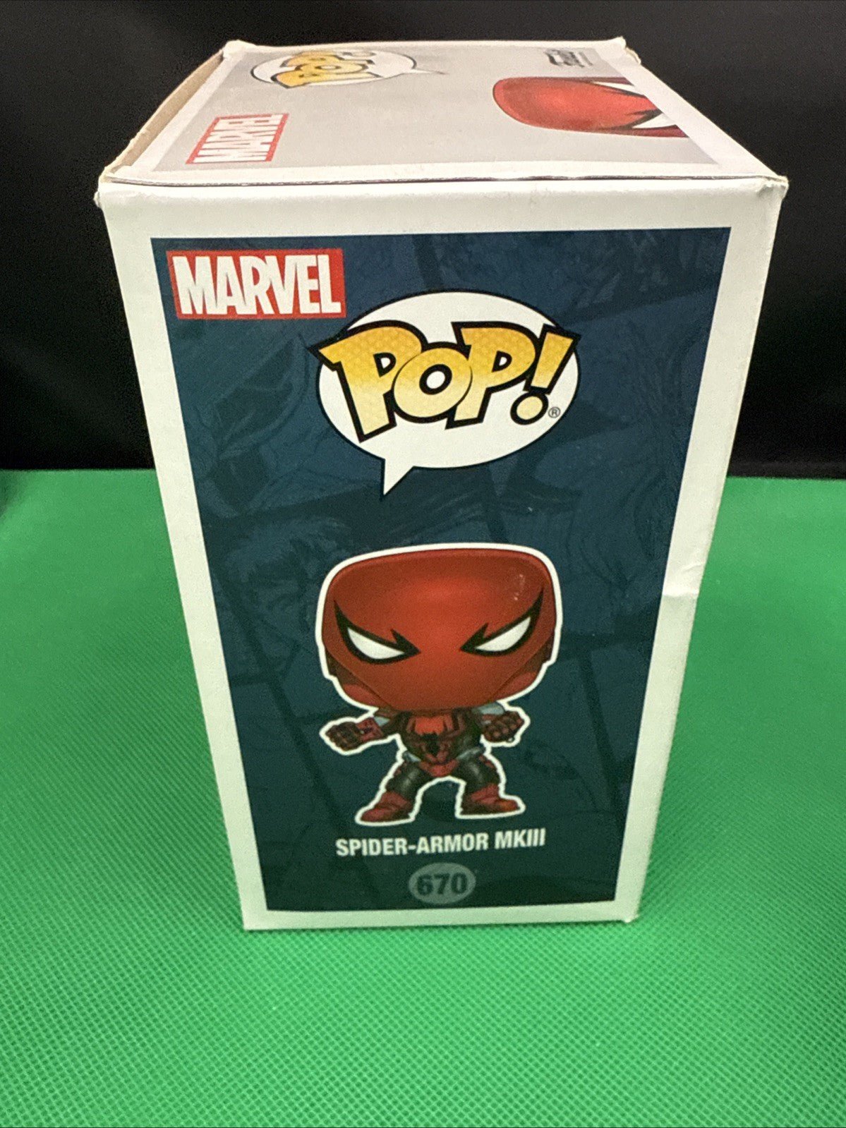 Funko Pop! Vinyl: Marvel - Spider - Armor MKIII - Walgreens (Exclusive) 670 - toyscardscomics
