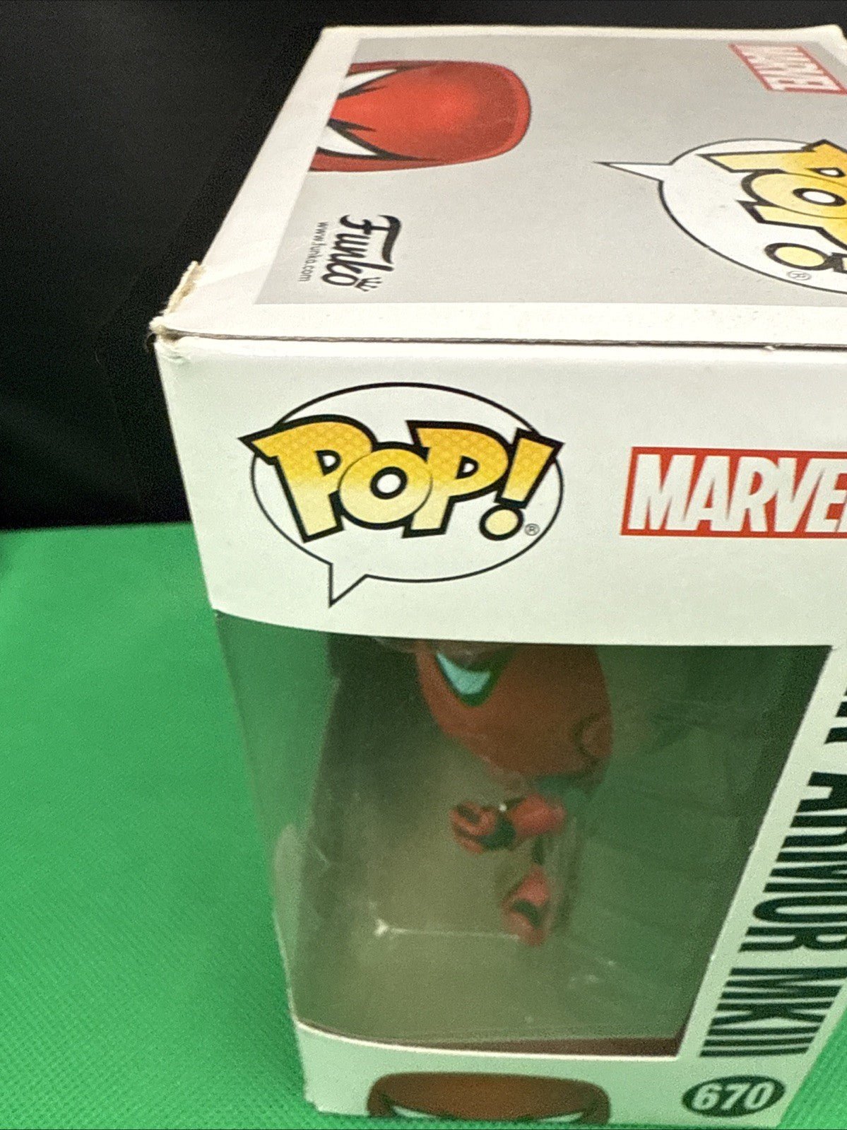 Funko Pop! Vinyl: Marvel - Spider - Armor MKIII - Walgreens (Exclusive) 670 - toyscardscomics