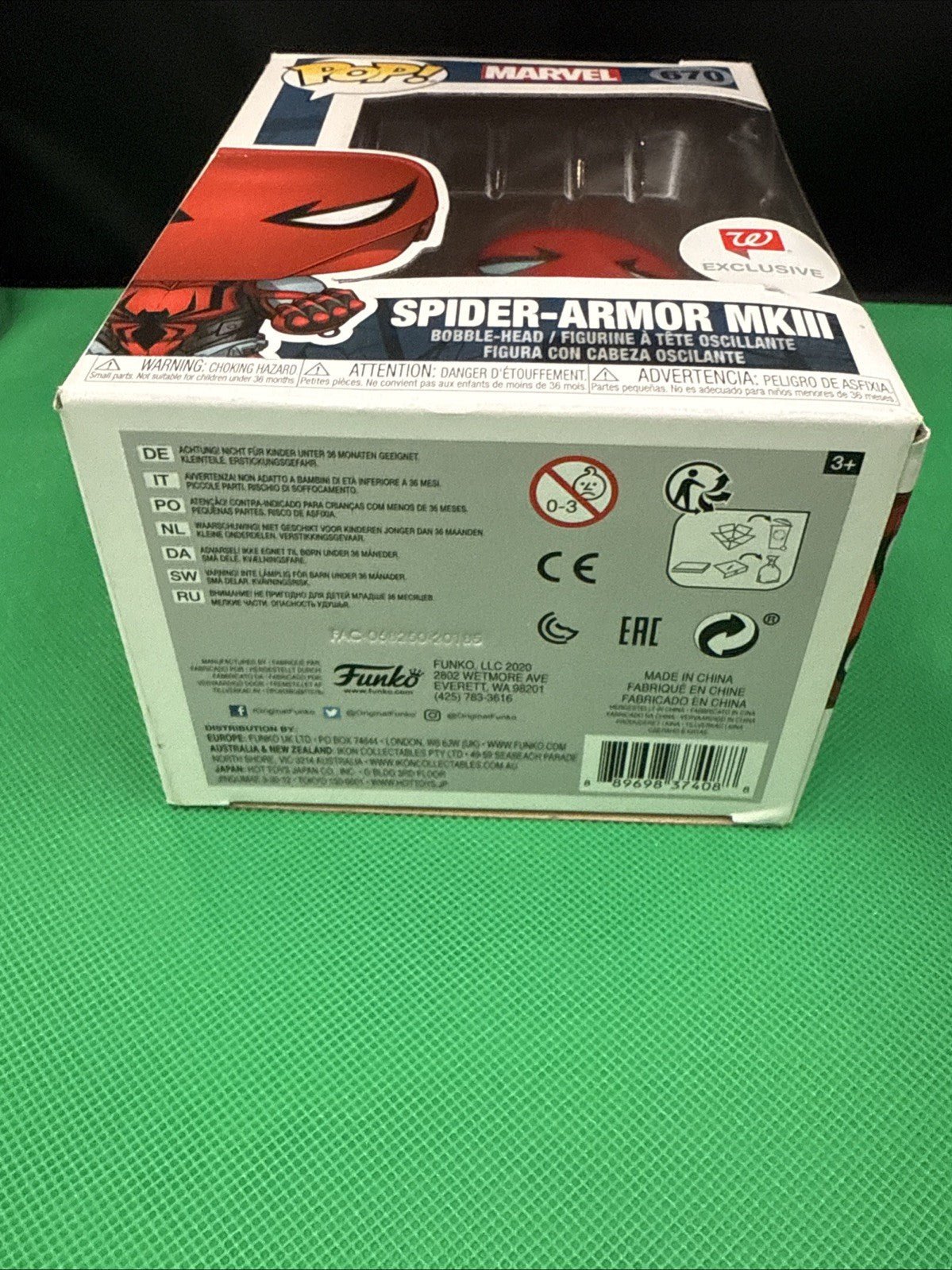 Funko Pop! Vinyl: Marvel - Spider - Armor MKIII - Walgreens (Exclusive) 670 - toyscardscomics