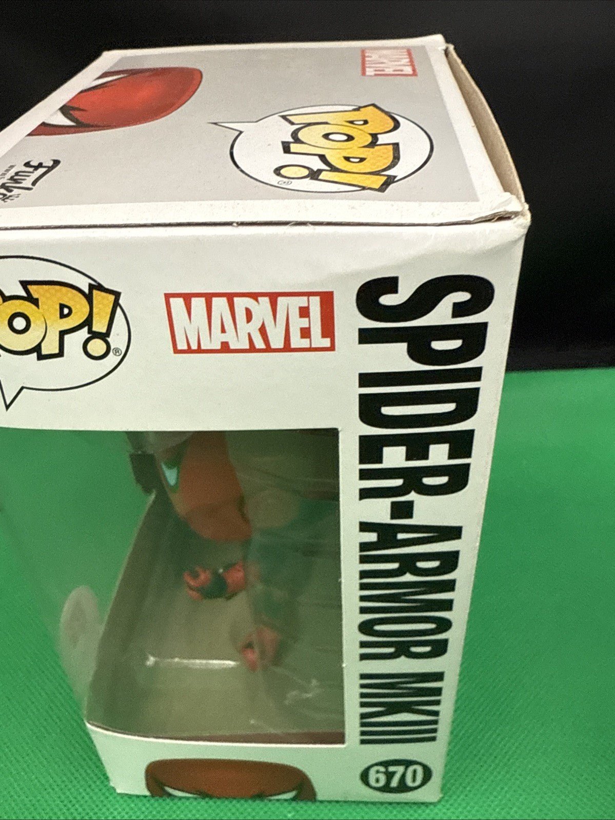 Funko Pop! Vinyl: Marvel - Spider - Armor MKIII - Walgreens (Exclusive) 670 - toyscardscomics