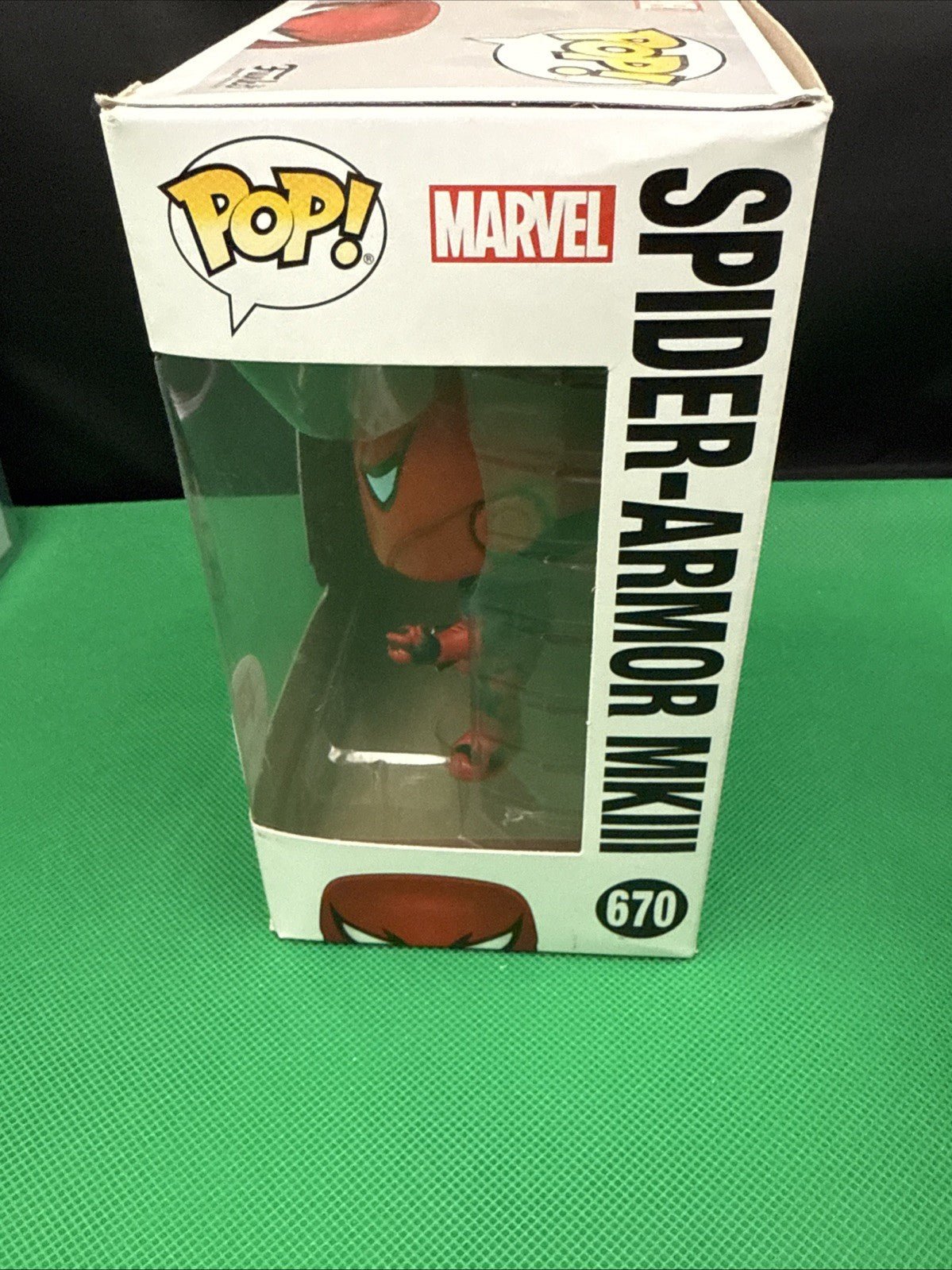 Funko Pop! Vinyl: Marvel - Spider - Armor MKIII - Walgreens (Exclusive) 670 - toyscardscomics