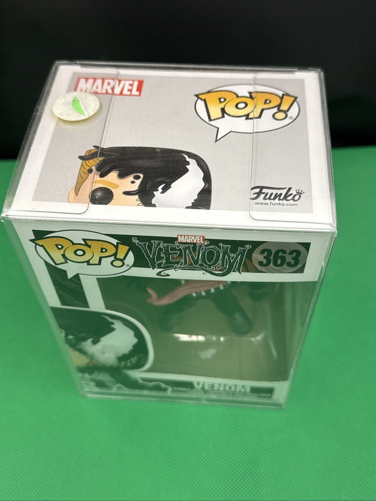 Funko Pop! Vinyl: Marvel - Venom (As Eddie Brock) 363 - toyscardscomics