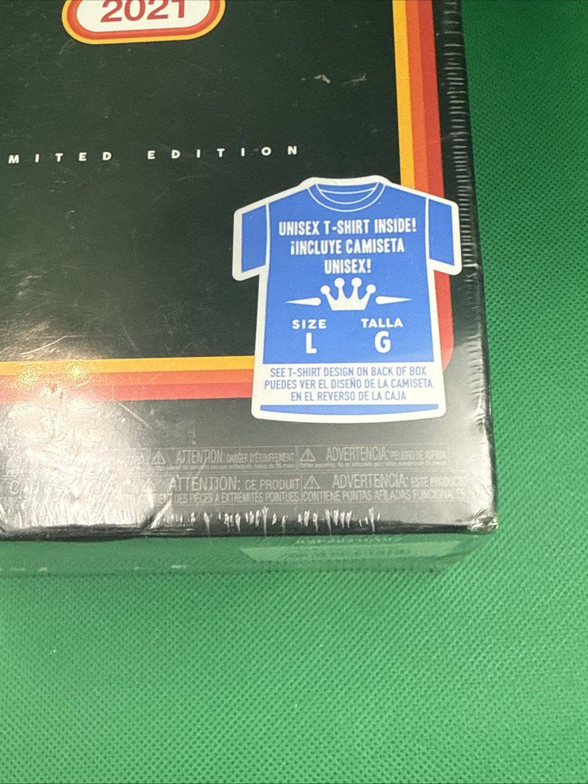 Funko Target Con 2021 Unisex Large T Shirt and Pin Limited Edition HTF Sealed - toyscardscomics