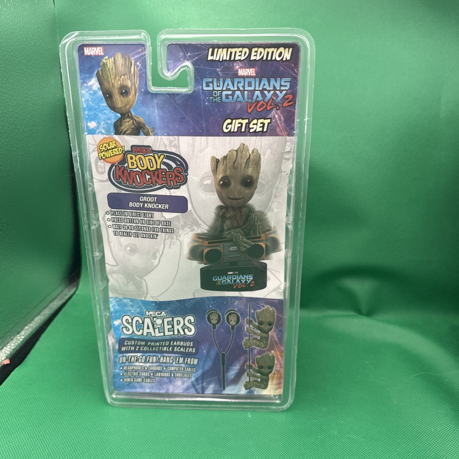 Guardians of the Galaxy Vol.2 GROOT GIFT SET Earbuds Scalers Limited NECA New - toyscardscomics