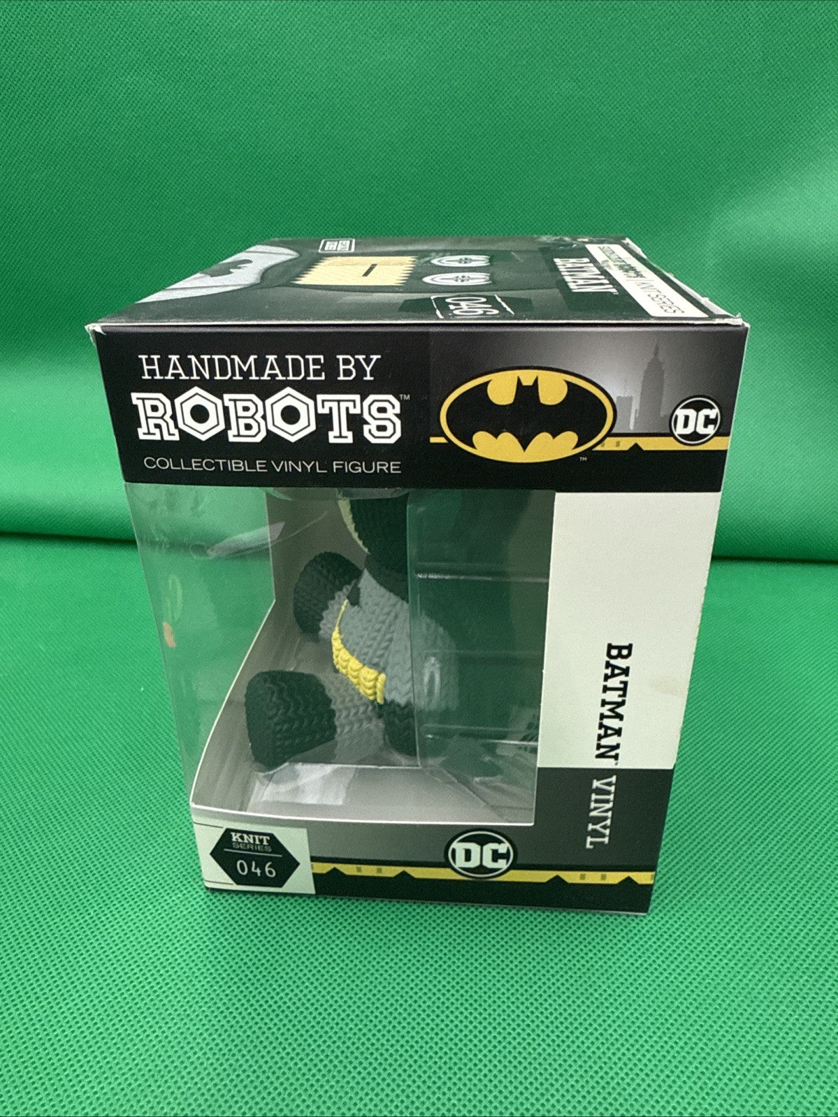 Handmade by Robots DC Comics Batman Vinyl Figure Brand New Collectible 046 - toyscardscomics