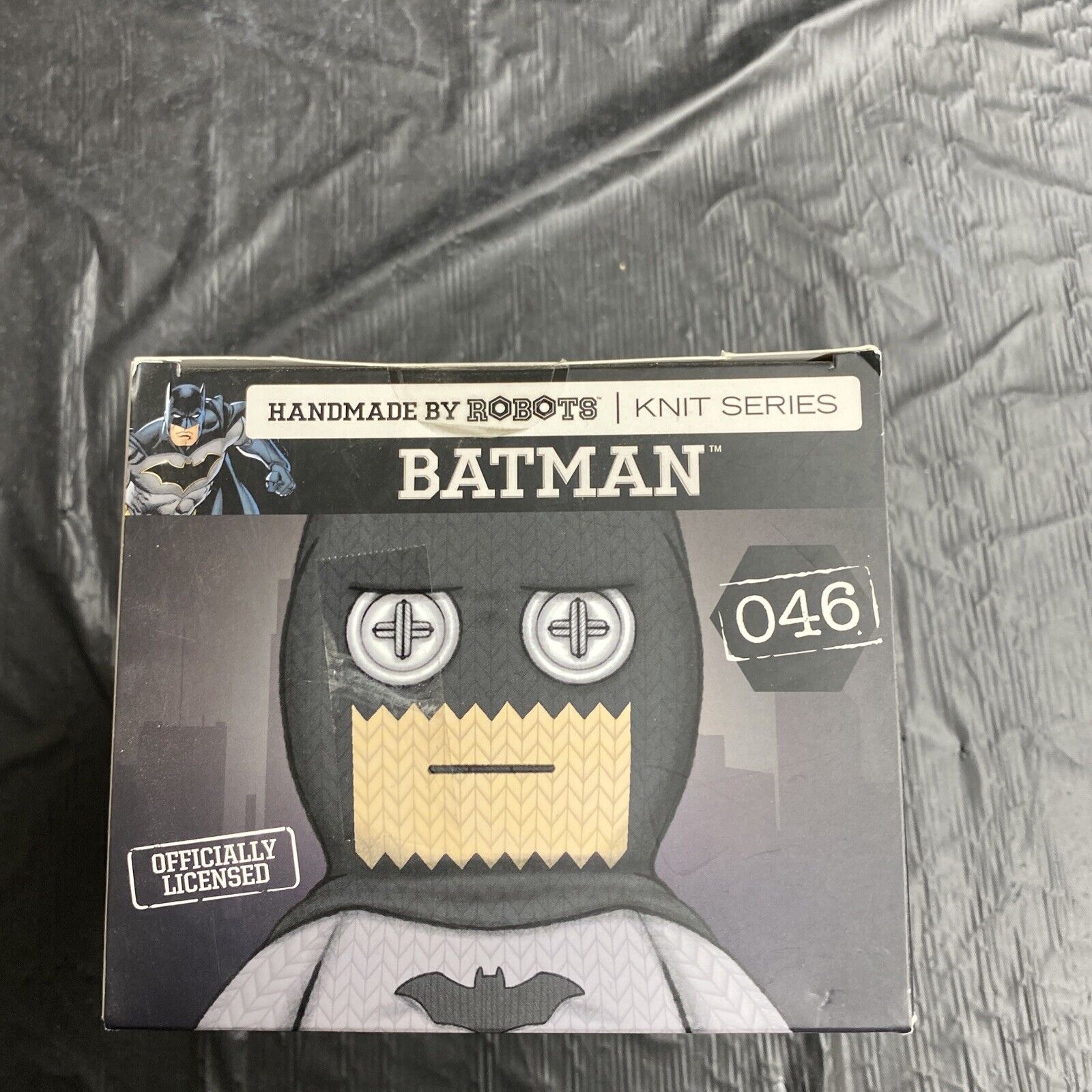 Handmade By Robots Knit Series Batman 046 DC Vinyl Figure - toyscardscomics