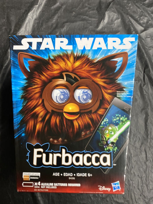 Hasbro Furby Furbacca Figurine - B4556EU4 - toyscardscomics