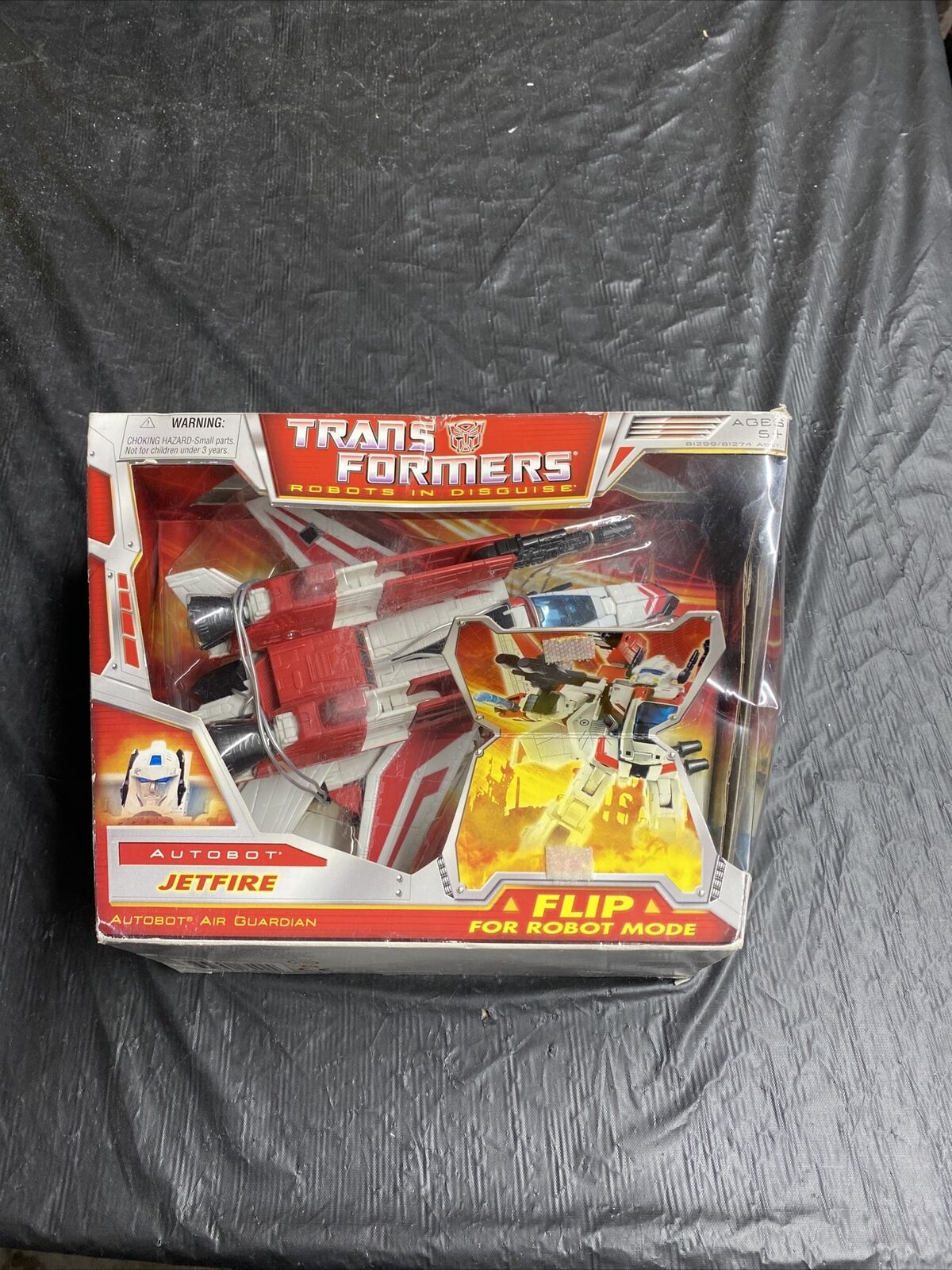 Hasbro Jetfire Transformers Voyager Classic Action Figure - toyscardscomics