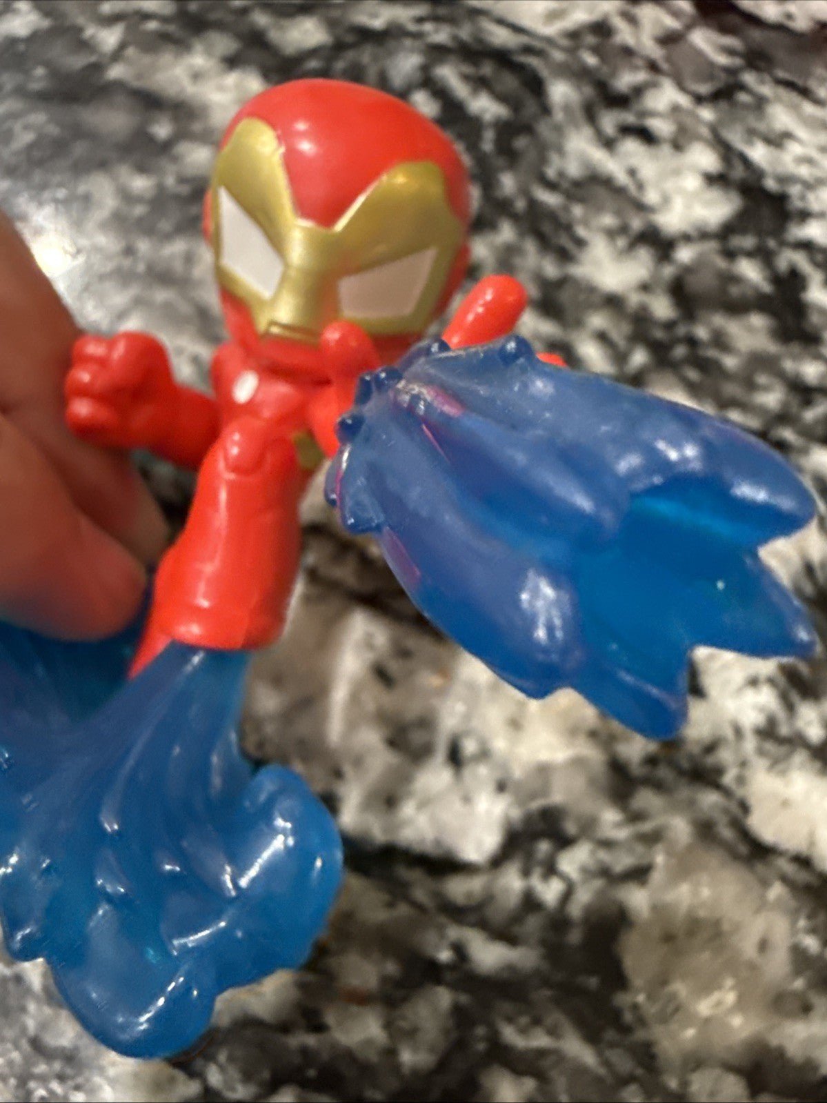 Hasbro Marvel Avengers Mighty - Verse Series 2 IRON MAN - toyscardscomics