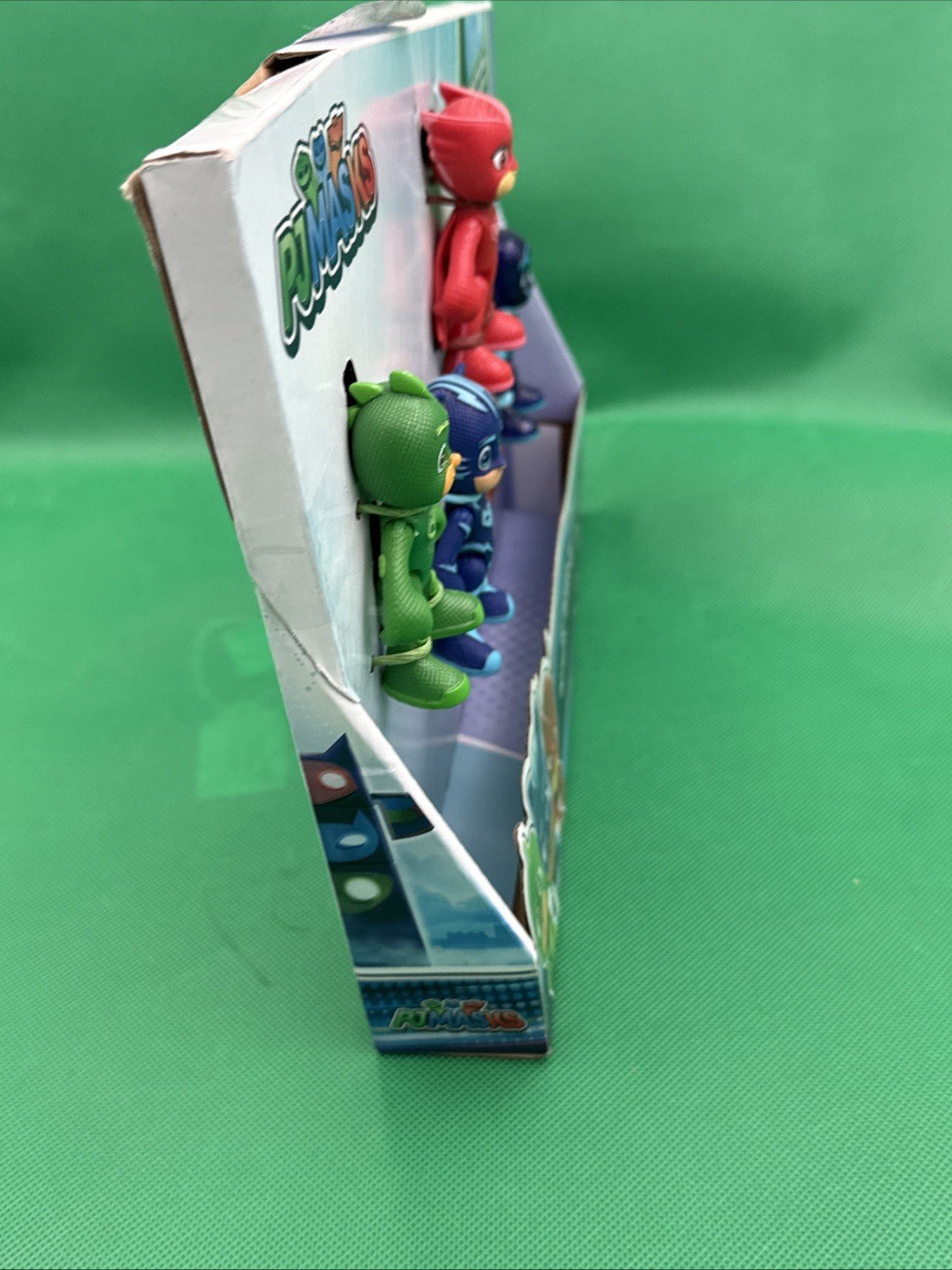 Hasbro PJ Masks NightTime Mission "Heroes Glow in the Dark" 5 Piece Set, Ages 3+ - toyscardscomics
