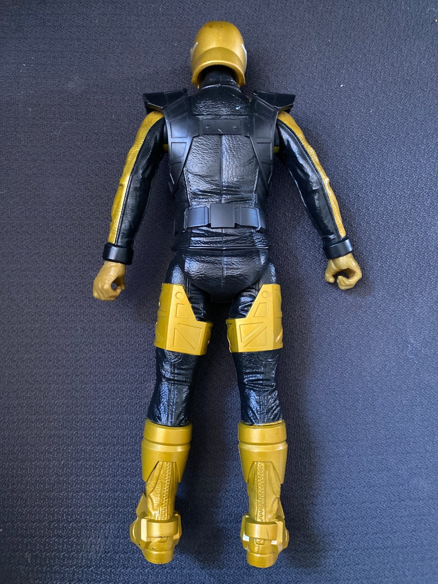 Hasbro Power Rangers Beast Morphers Gold Ranger 6in Action Figure - toyscardscomics
