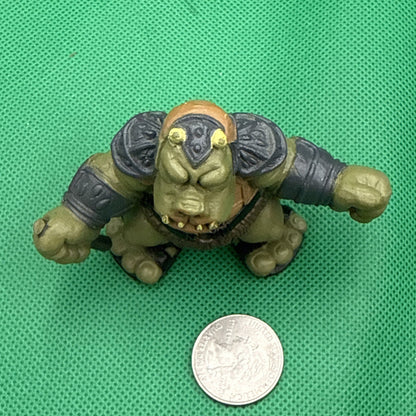 Hasbro Star Wars Gamorrean Guard Plastic Figure Green/Brown/Gray/Black 2004 - toyscardscomics
