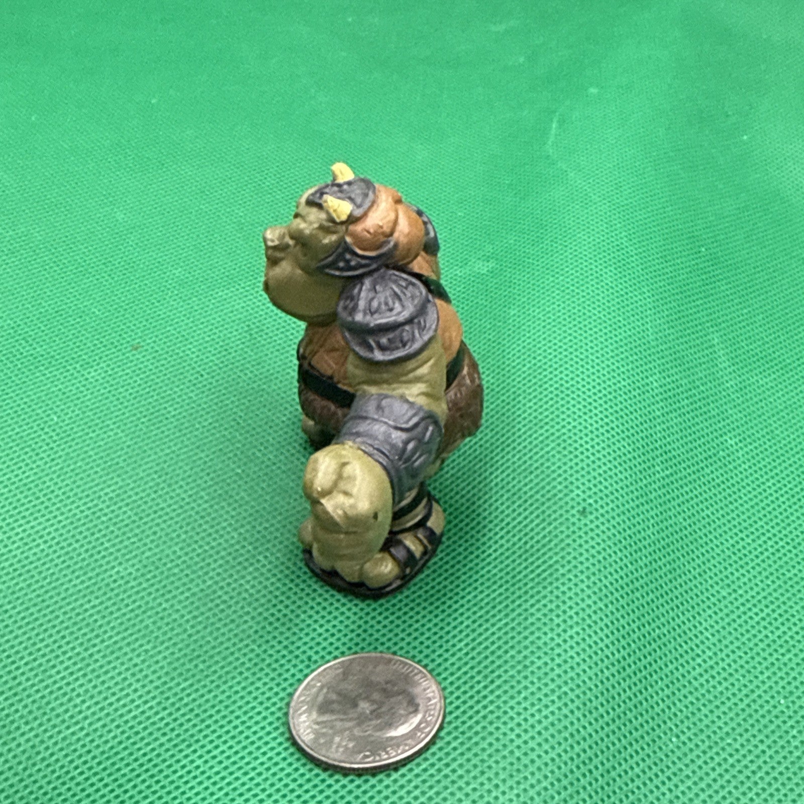 Hasbro Star Wars Gamorrean Guard Plastic Figure Green/Brown/Gray/Black 2004 - toyscardscomics