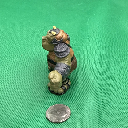 Hasbro Star Wars Gamorrean Guard Plastic Figure Green/Brown/Gray/Black 2004 - toyscardscomics