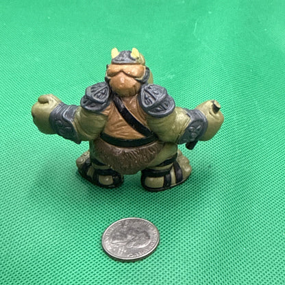 Hasbro Star Wars Gamorrean Guard Plastic Figure Green/Brown/Gray/Black 2004 - toyscardscomics