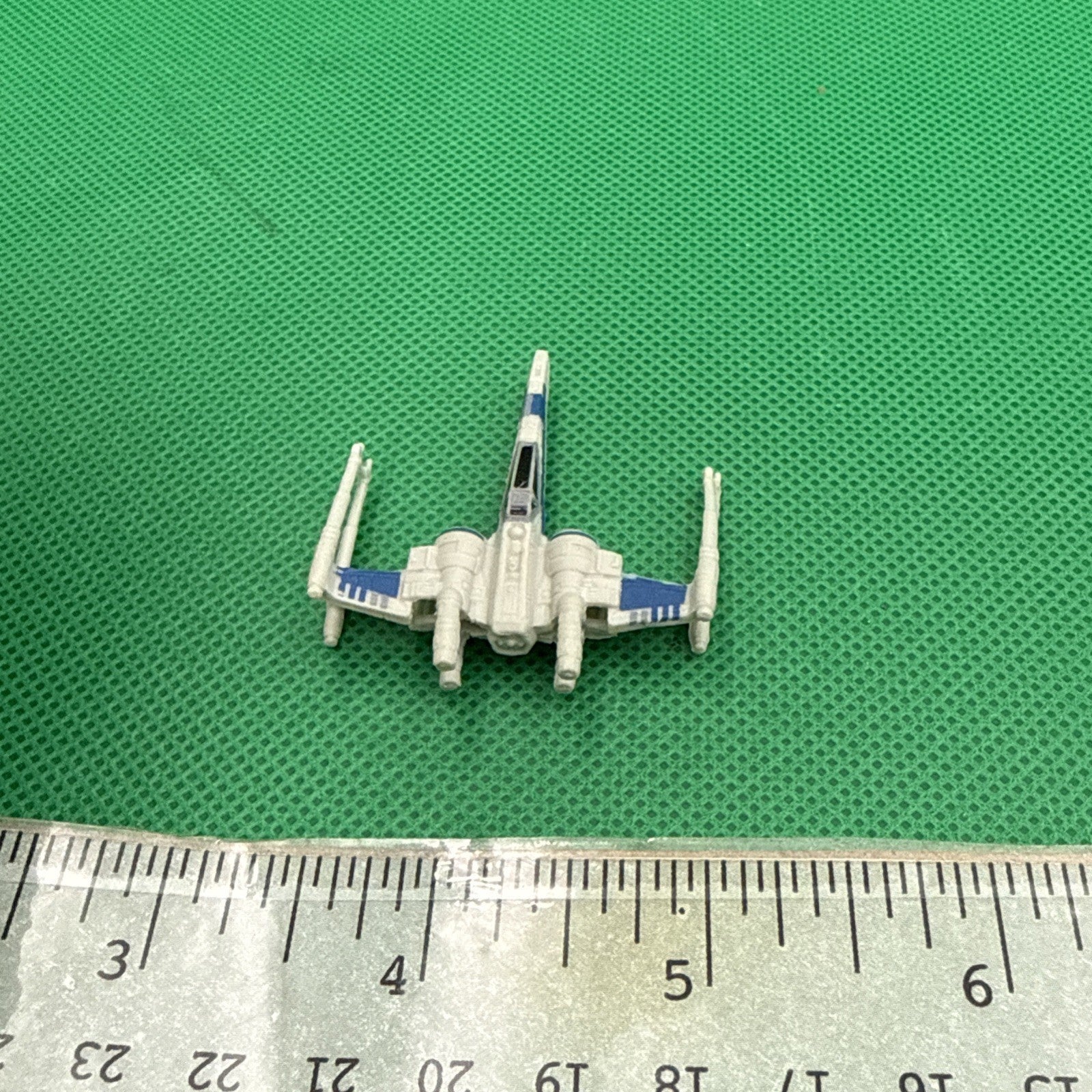 Hasbro Star Wars Micro Machines 2015 - 2017 T - 70 X - wing - toyscardscomics