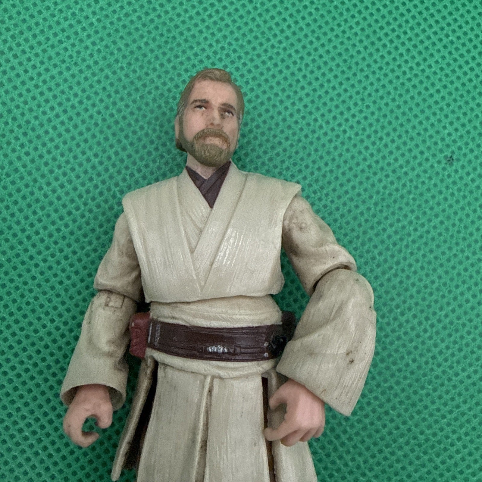 Hasbro Star Wars ROTS Obi Wan Kenobi 3.75” Figure - toyscardscomics