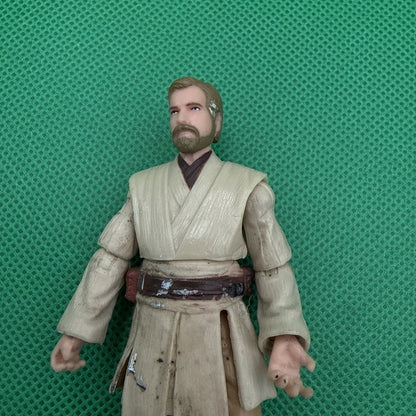 Hasbro Star Wars ROTS Obi Wan Kenobi 3.75” Figure - toyscardscomics