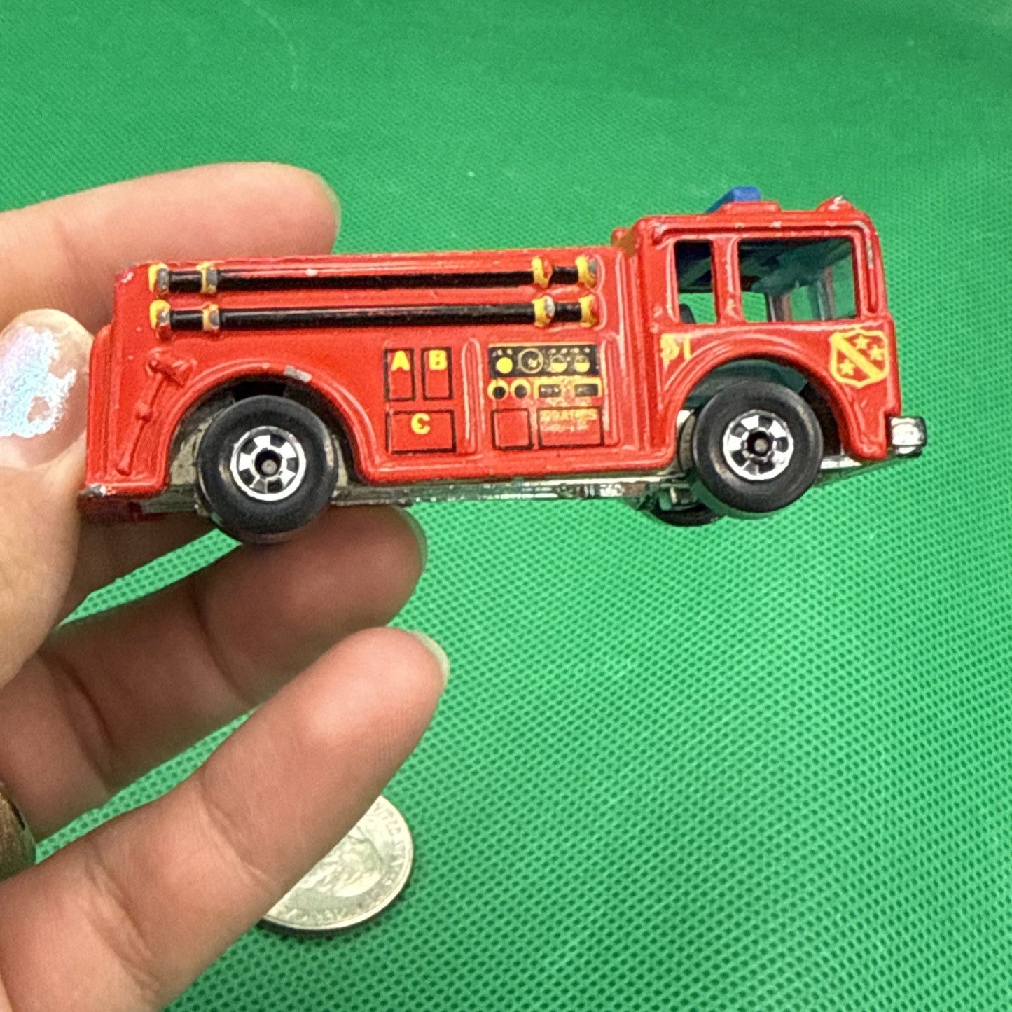 Hot Wheels Vintage 1976 Fire - Eater 51 Red Fire Engine Truck Mattel - toyscardscomics