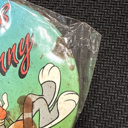 I❤️ Bugs Bunny Vintage 1990’s Kids Looney Tunes Safety Pin Back Button 🐰🐇 - toyscardscomics