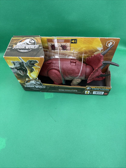 Jurassic World: Diabloceratops **BRAND NEW** Red Dino Trackers Figure with Sound - toyscardscomics
