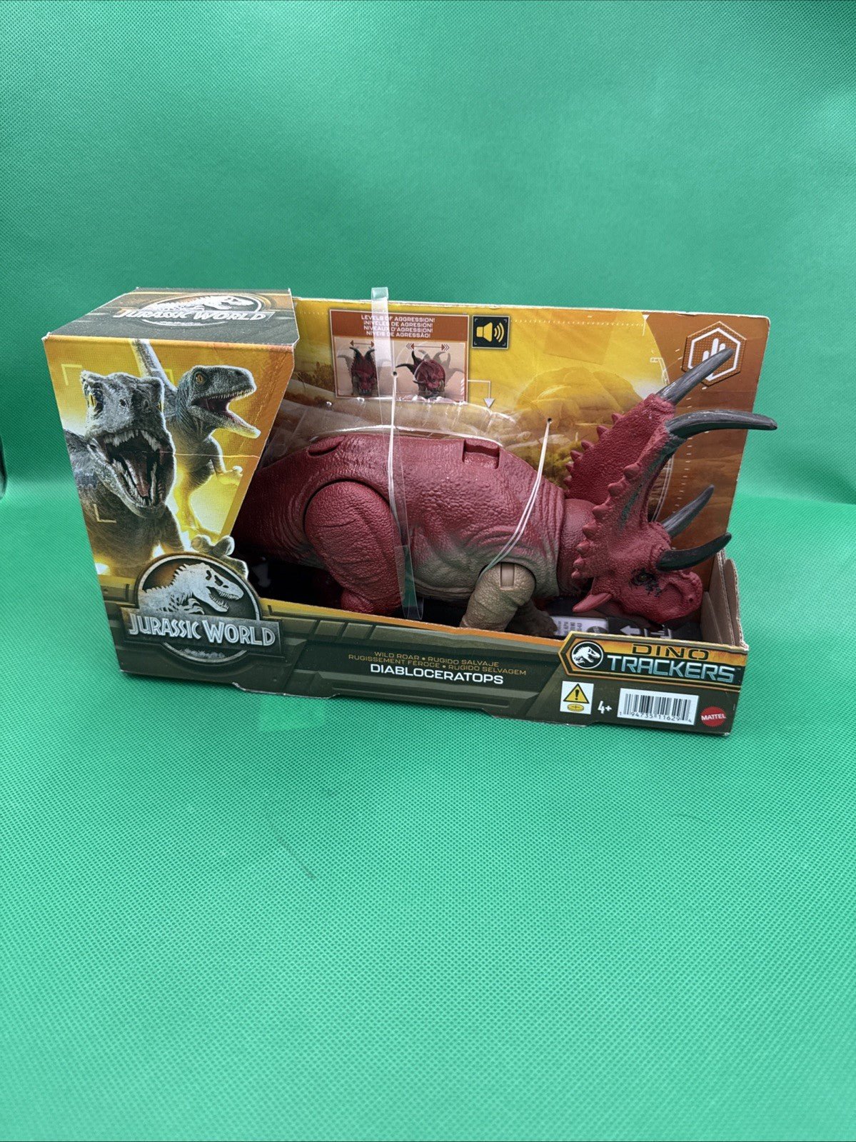 Jurassic World: Diabloceratops **BRAND NEW** Red Dino Trackers Figure with Sound - toyscardscomics