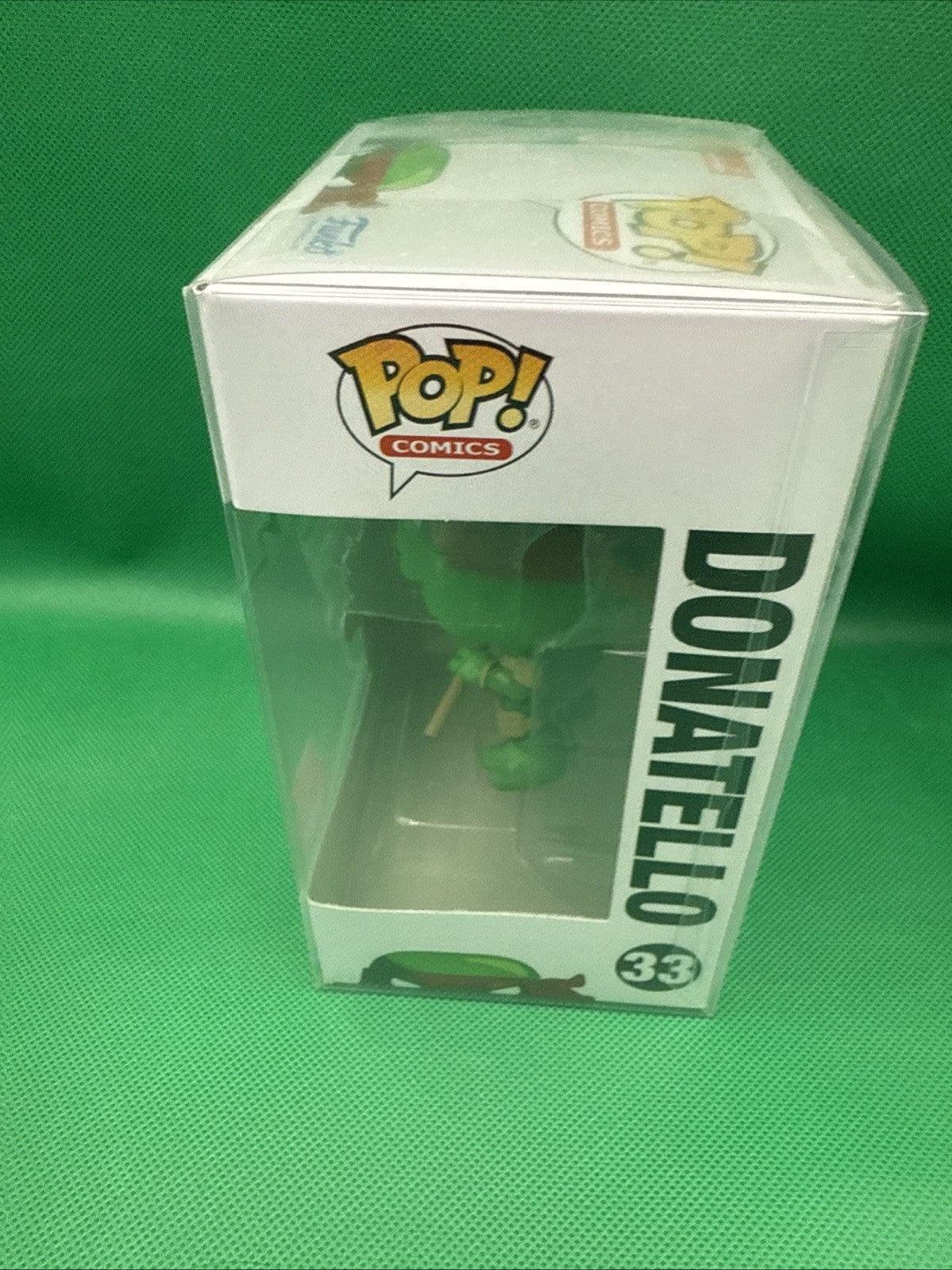 Kevin Eastman Signed Donatello Funko Pop 33 - toyscardscomics
