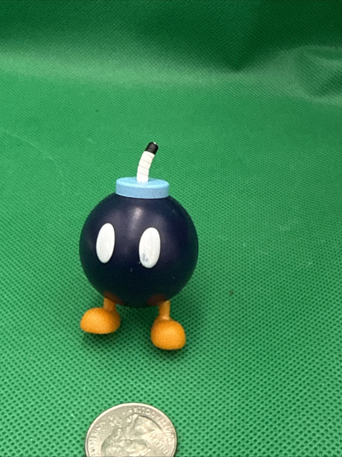 K'NEX Nintendo Super Mario Bros. BOB - OMB 2" Blind Bag Mystery Figure 2013 - toyscardscomics