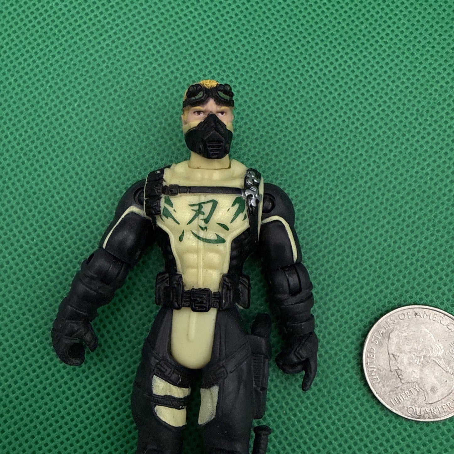 Lanard Action Figure Black and Yellow Suit Plastic Collectible Toy 2000 - toyscardscomics