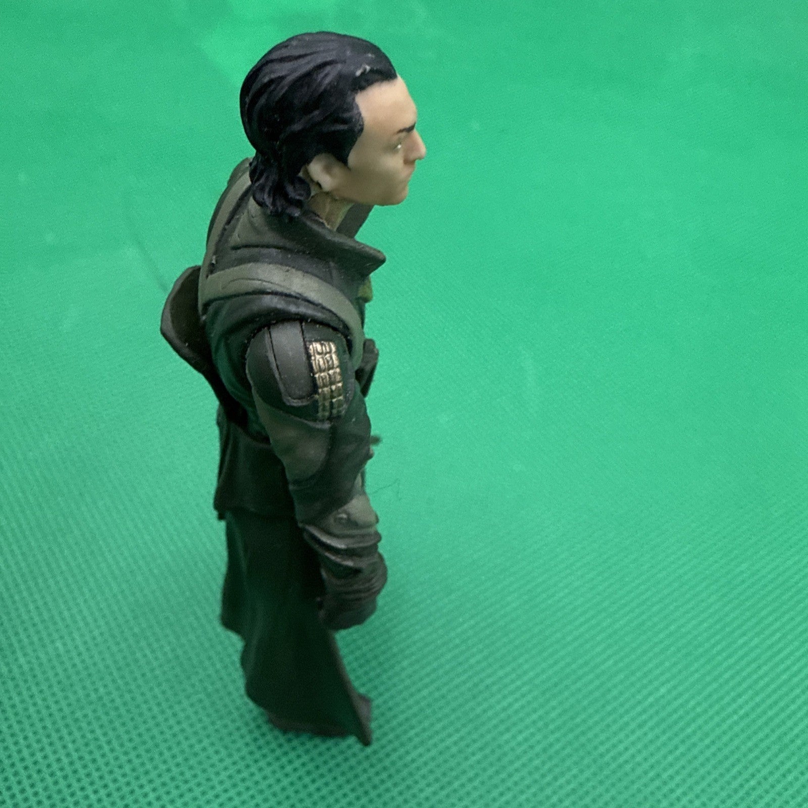 Loki Action Figure 4'' Marvel **0821a1 - toyscardscomics