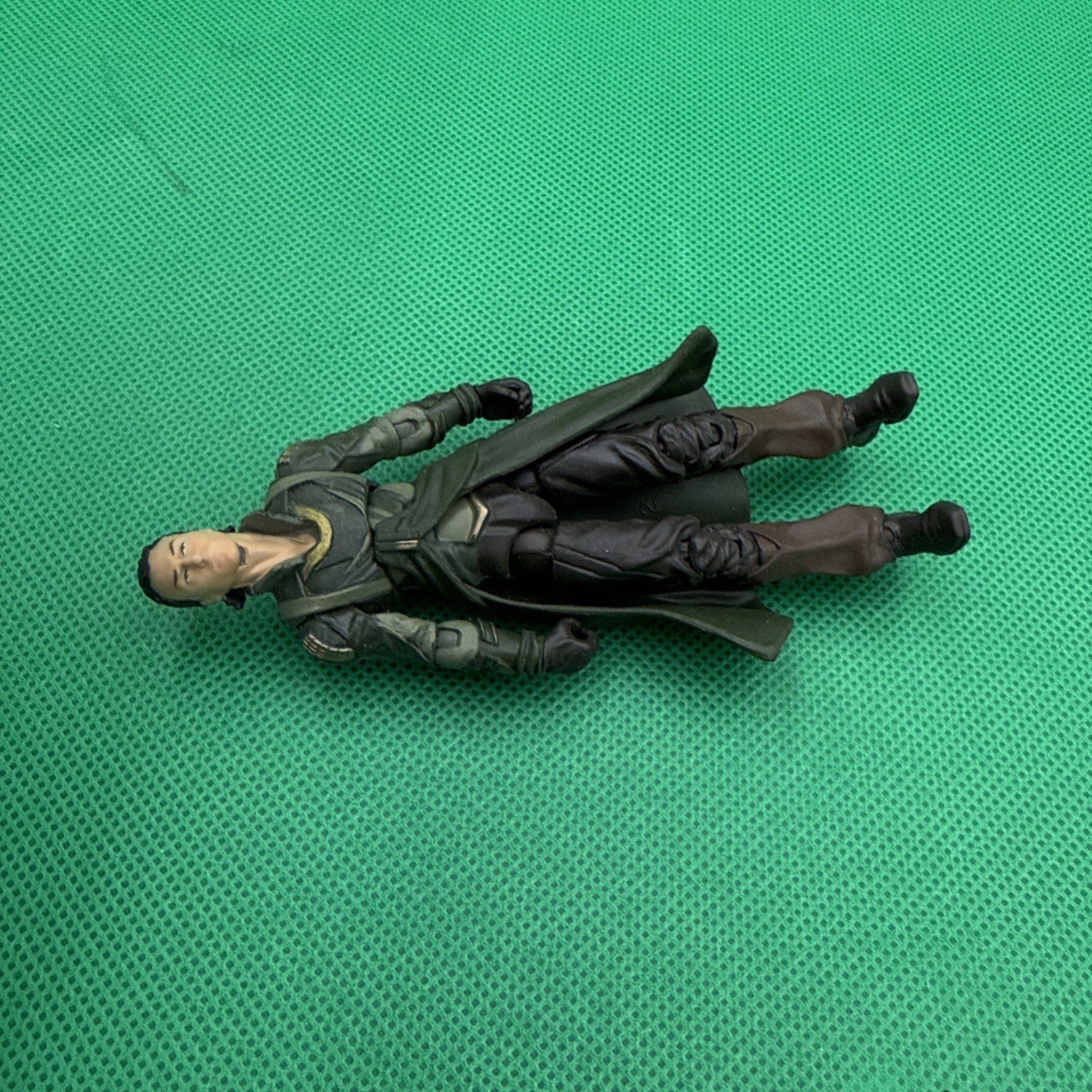 Loki Action Figure 4'' Marvel **0821a1 - toyscardscomics
