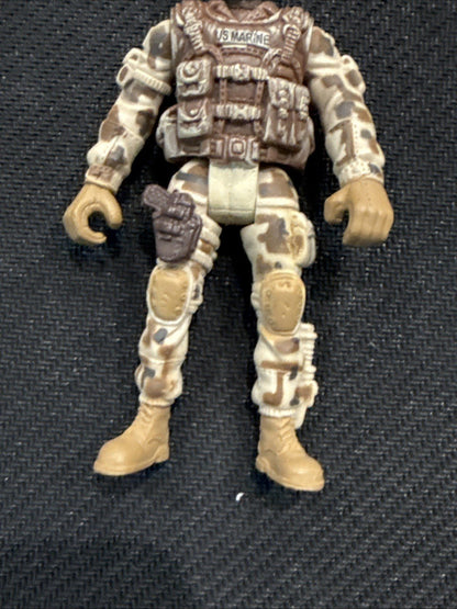Marine Soldier with Brown Camo 4" Action Figure Chap Mei Toys R Us - GC - toyscardscomics