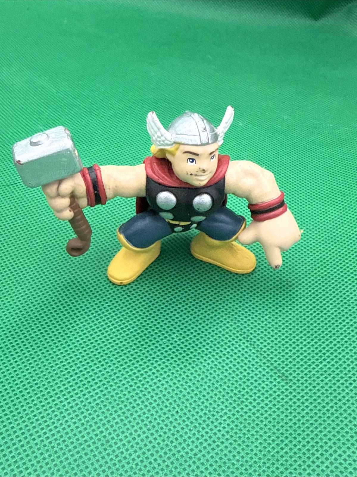 Marvel Super Hero Squad Classic Thor - toyscardscomics