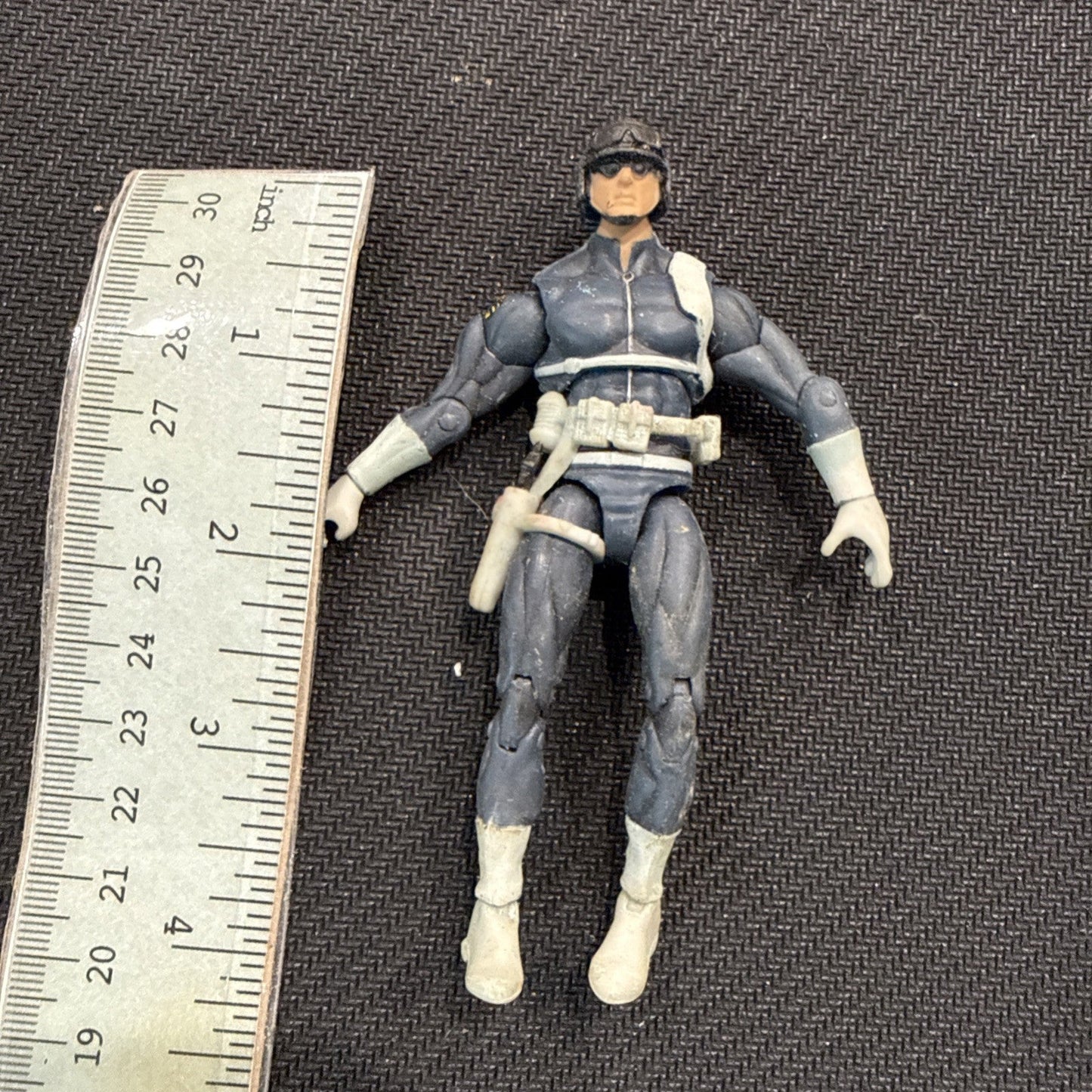 MARVEL UNIVERSE ACTION FIGURE 2009 Shield Agent - toyscardscomics