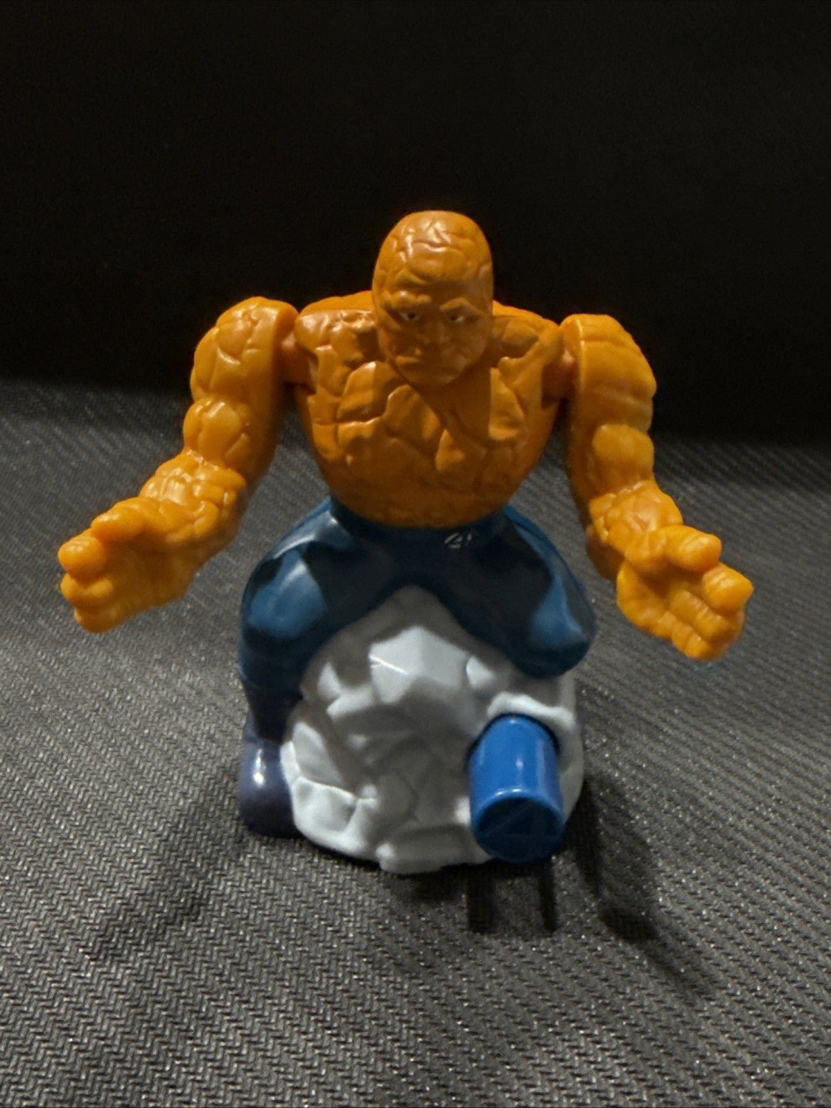 Marvel's FANTASTIC 4 Ben Grimm "THE THING" Burger King Meal Toy 2005 - toyscardscomics
