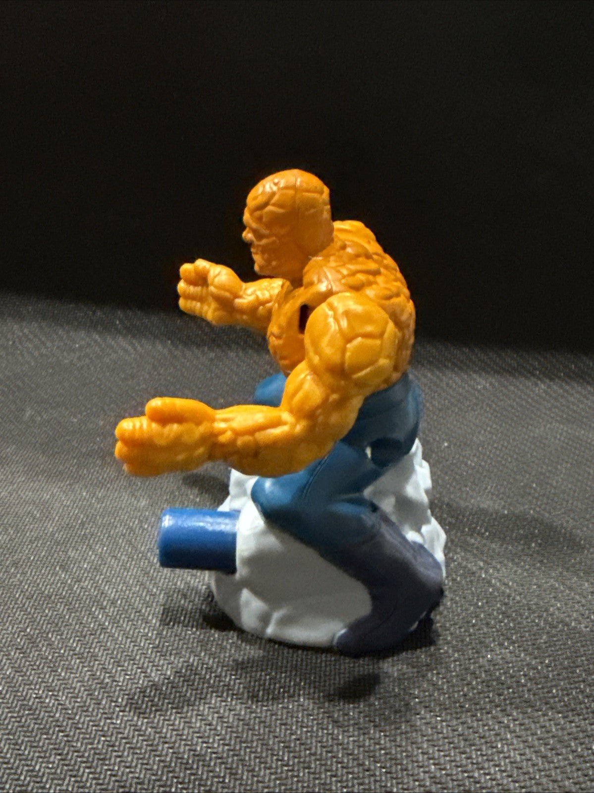 Marvel's FANTASTIC 4 Ben Grimm "THE THING" Burger King Meal Toy 2005 - toyscardscomics
