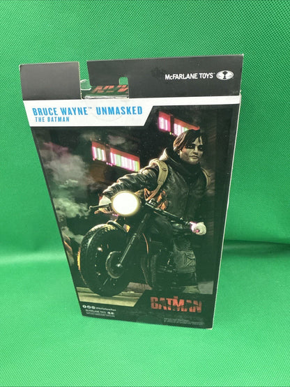 MCFARLANE DC MULTIVERSE BRUCE WAYNE DRIFTER UNMASKED (THE BATMAN) - toyscardscomics
