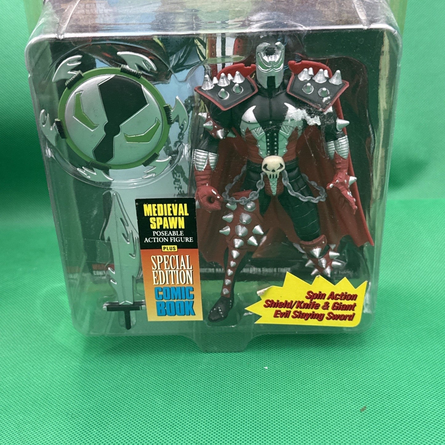McFarlane Toys Medieval Spawn Series 1 Action Figure 1994 With Comic SEALED - toyscardscomics