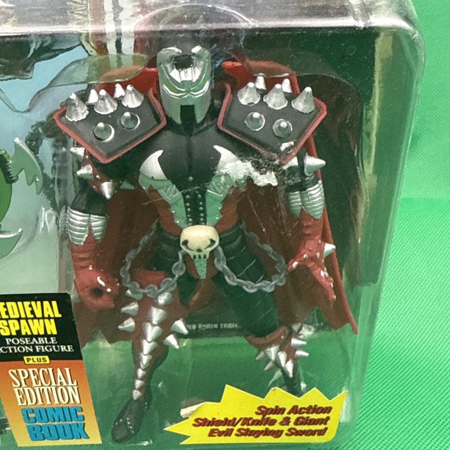 McFarlane Toys Medieval Spawn Series 1 Action Figure 1994 With Comic SEALED - toyscardscomics