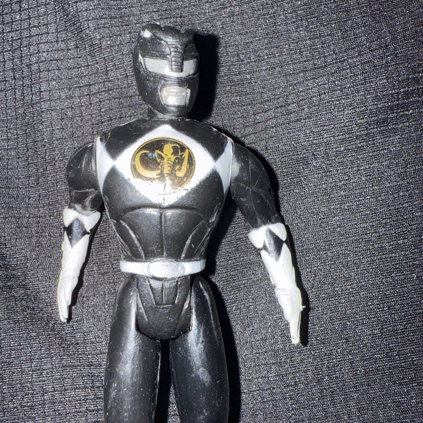 Mighty Morphin Power Rangers 1995 Saban 4" Black Ranger Figure - toyscardscomics