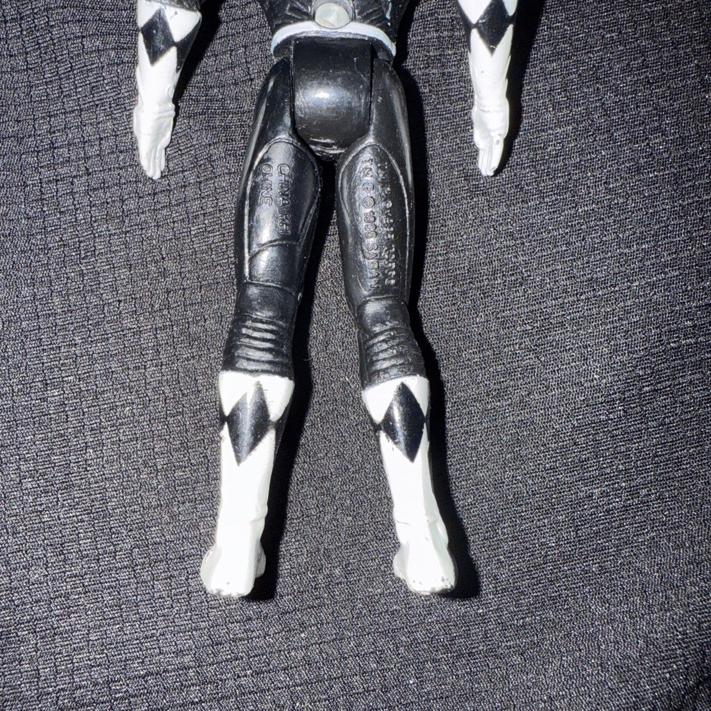 Mighty Morphin Power Rangers 1995 Saban 4" Black Ranger Figure - toyscardscomics