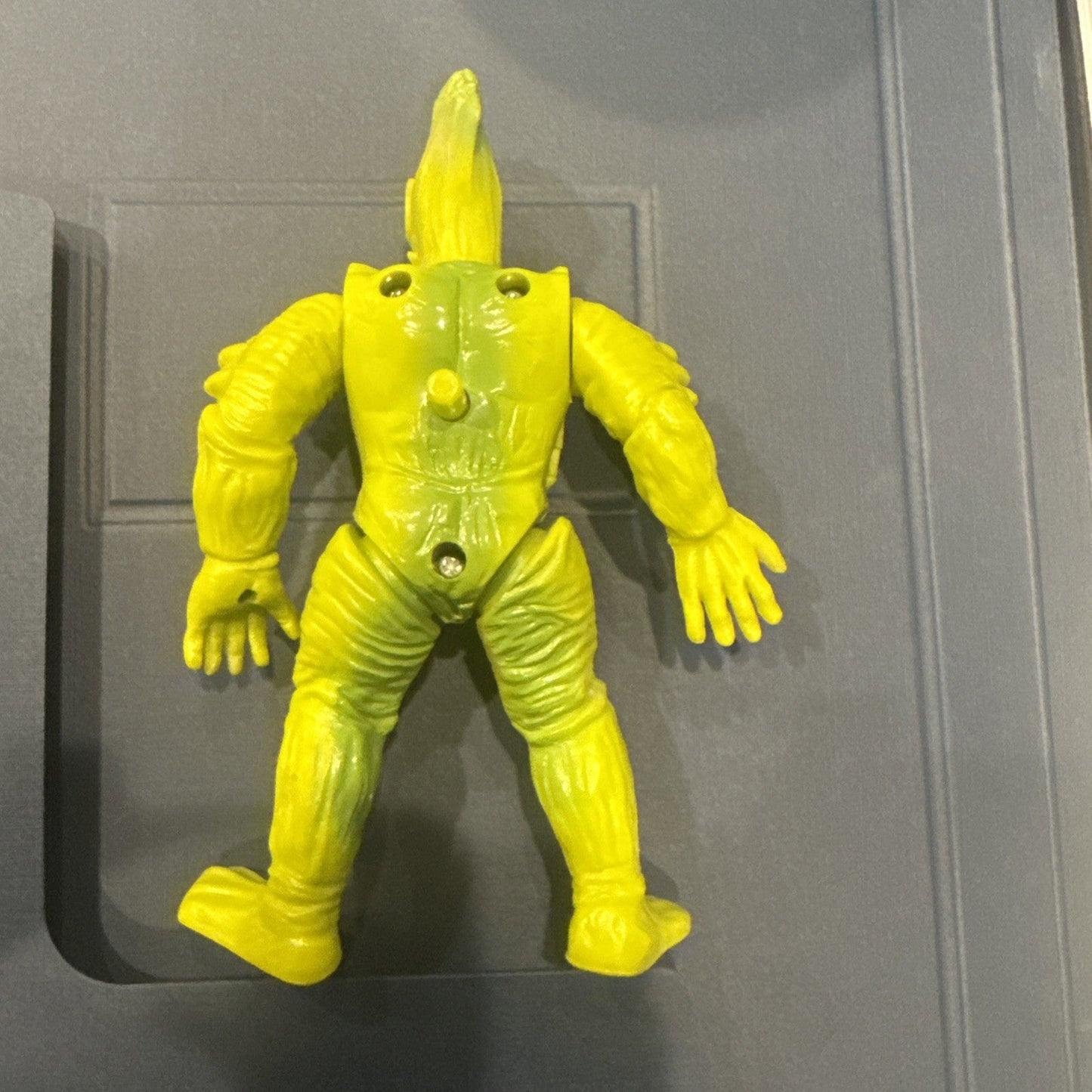 Mighty Morphin Power Rangers, Snapping Chest Invenusable Fly Trap 1994 Bandai - toyscardscomics