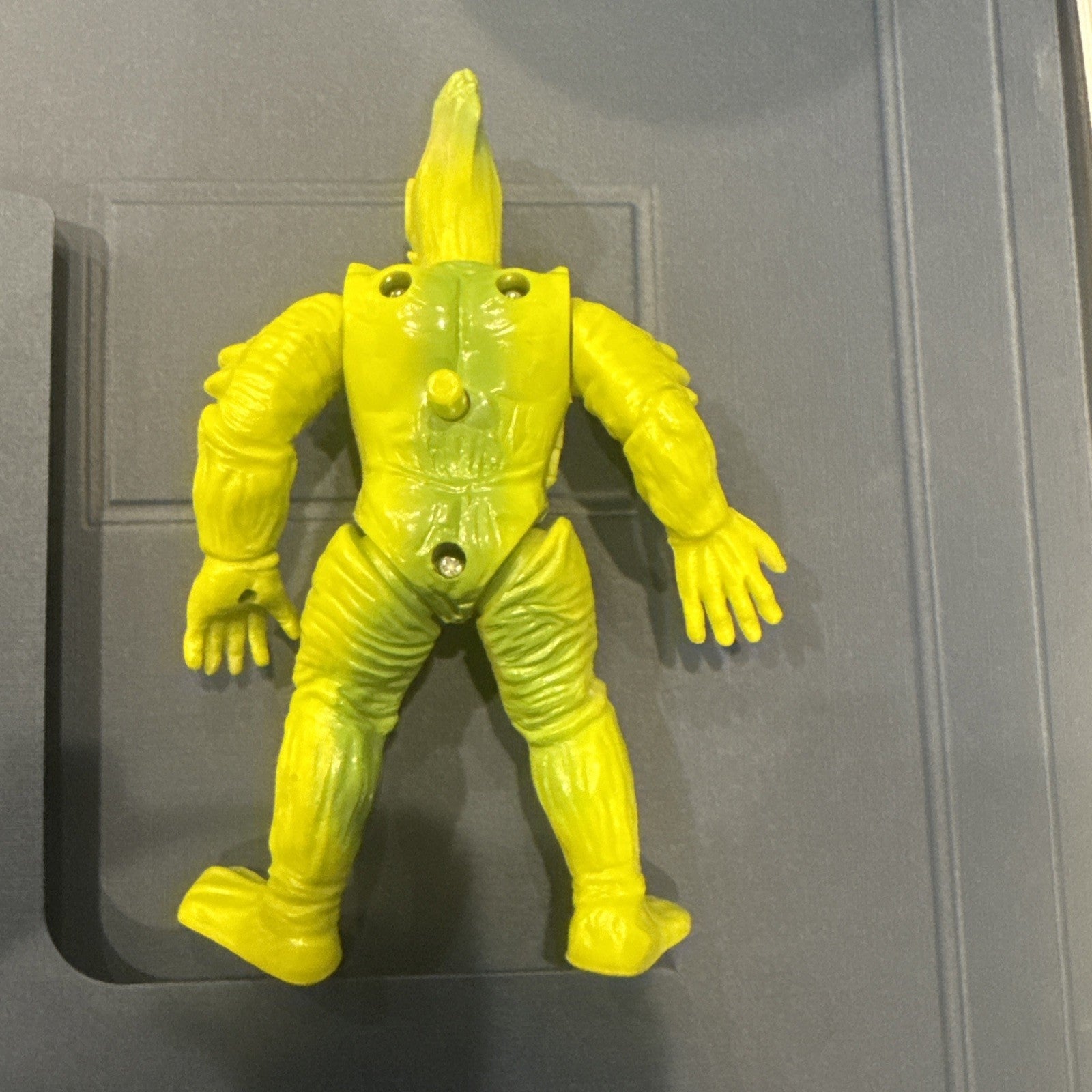 Mighty Morphin Power Rangers, Snapping Chest Invenusable Fly Trap 1994 Bandai - toyscardscomics