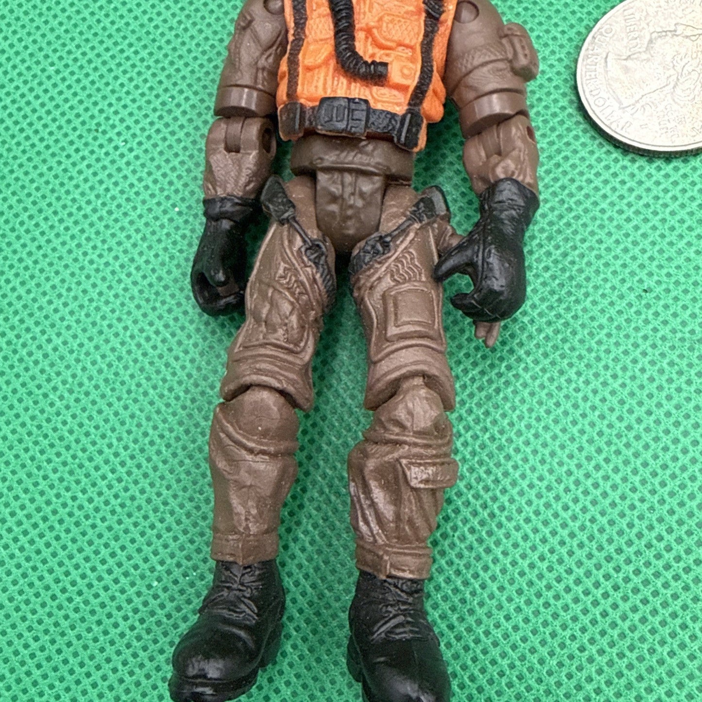 Military Character Figurine Army 2005 Pilot Airplane Vintage LANARD N6304 - toyscardscomics