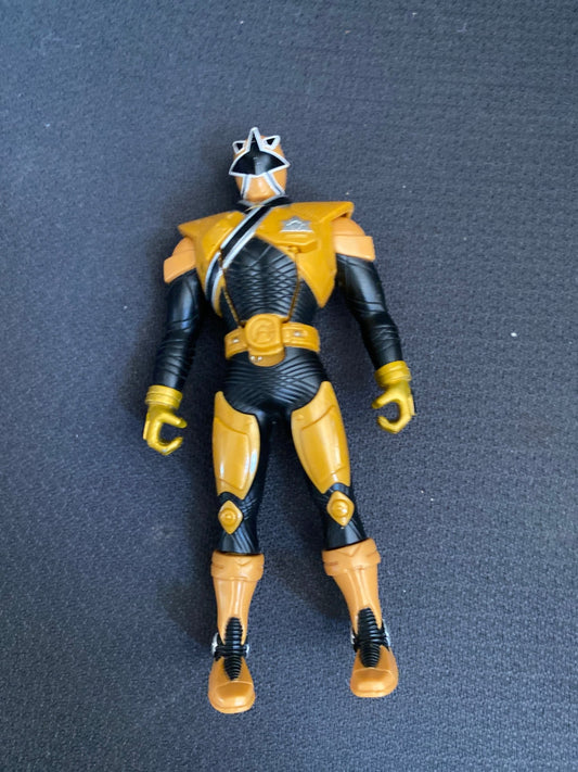 MMPR Power Rangers Samurai Gold Ranger 4.5" Action Figure Bandai 2010 Used - toyscardscomics