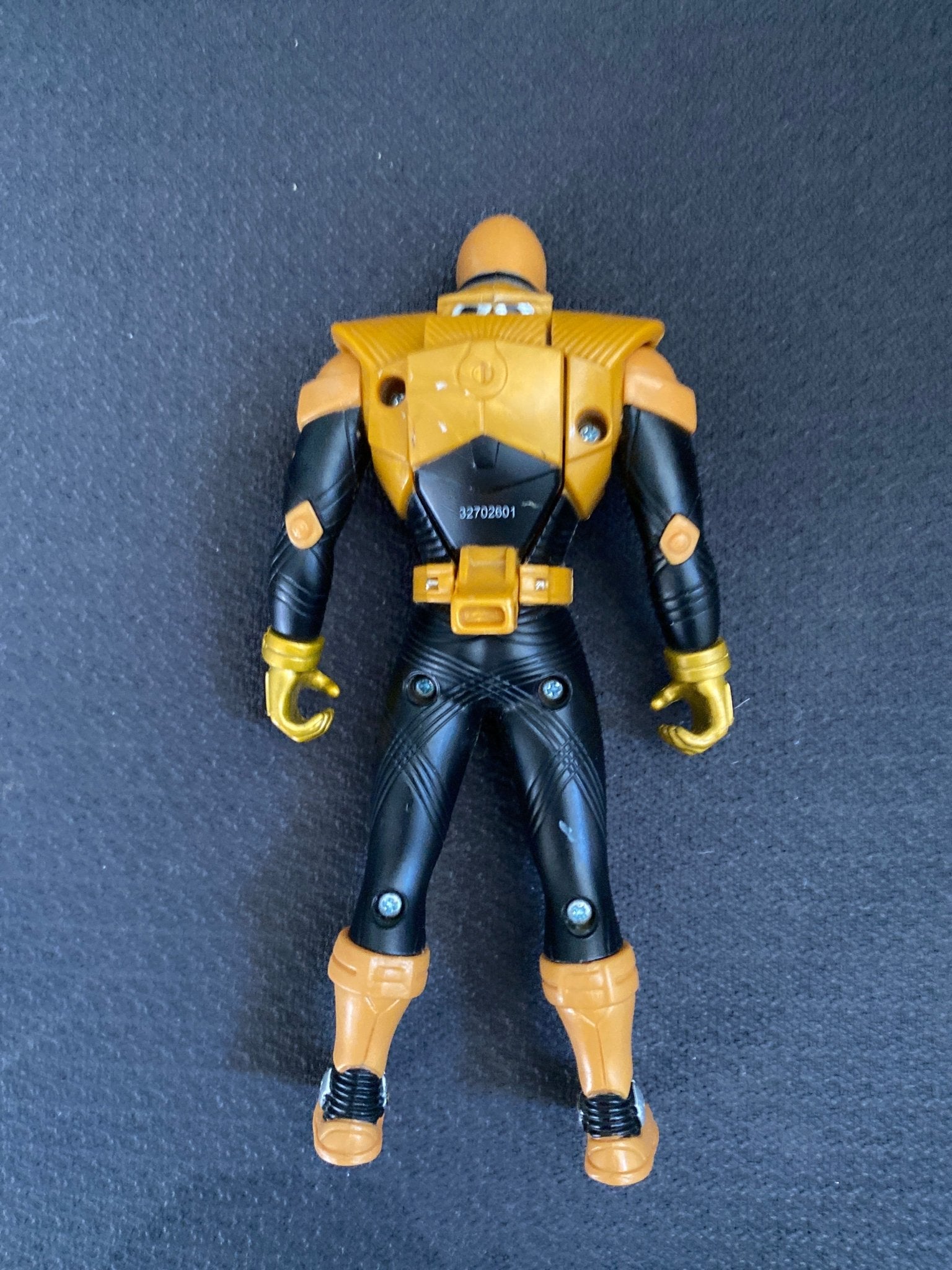 MMPR Power Rangers Samurai Gold Ranger 4.5" Action Figure Bandai 2010 Used - toyscardscomics