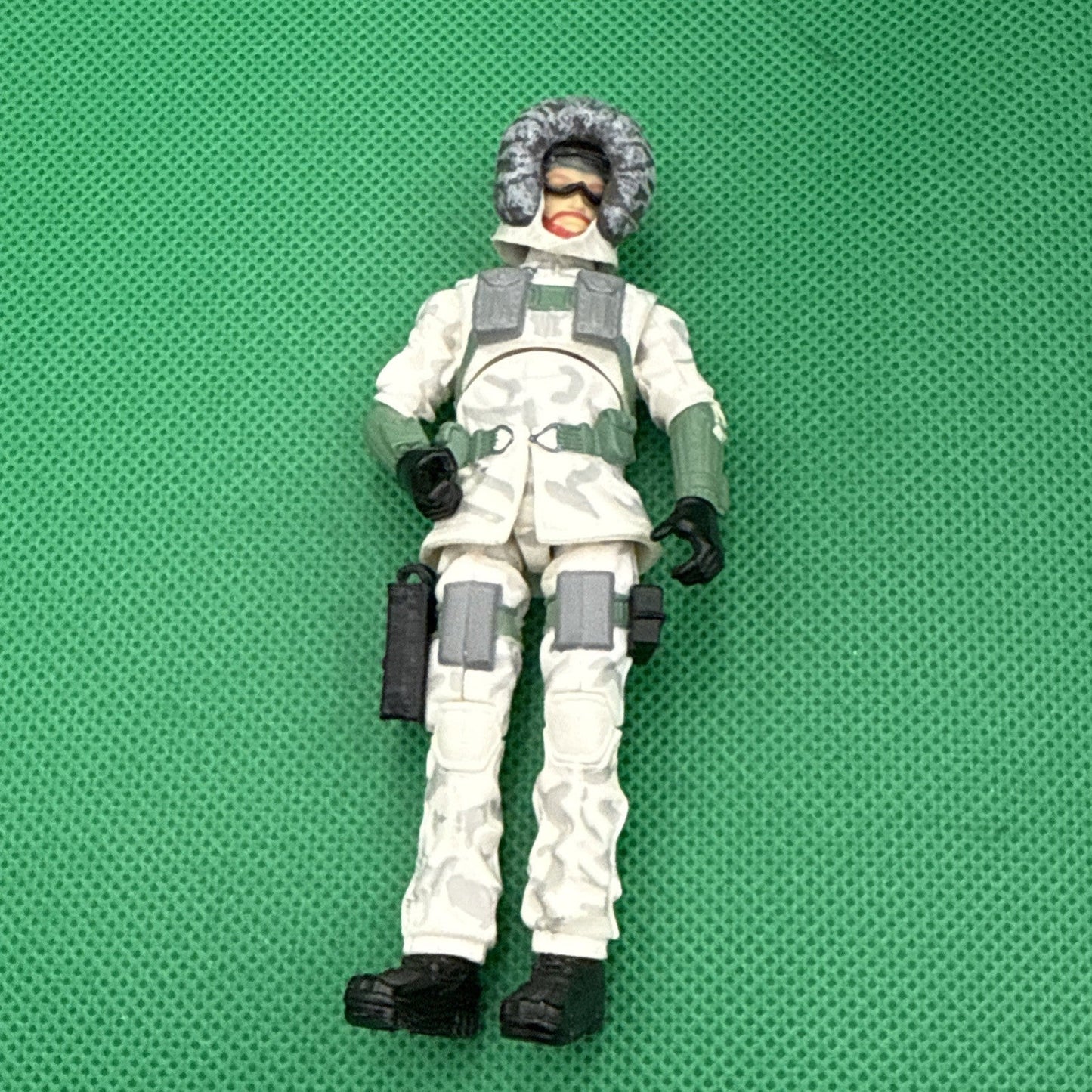 Modern GI Joe Action Figure 2009 Snow Job V4 Complete except FC - toyscardscomics
